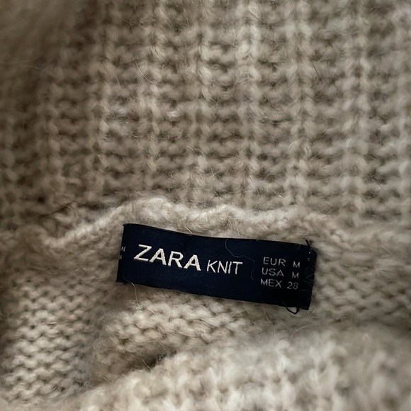 Zara Knit Turtleneck Sweater - Picture 4 of 7